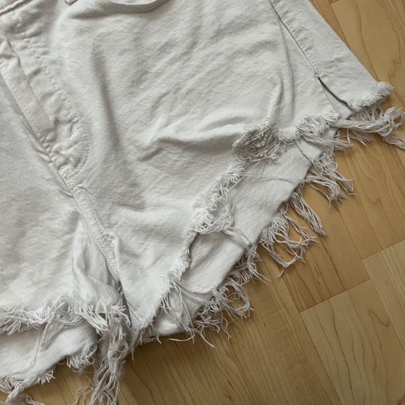 Abercrombie & Fitch Mom Denim Short - Picture 4 of 4